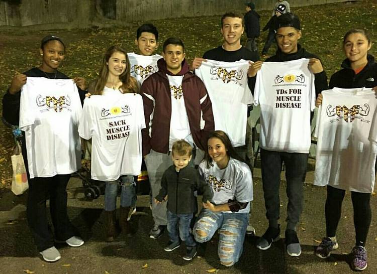 St. Elizabeth School (Wilmington, DE) invited a MMF Muscle Champion to their home football games and sold MMF apparel!